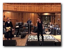 Where's The Revolution en Directo